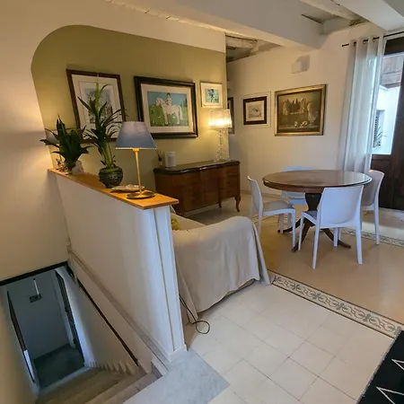 Biscottari Apartment